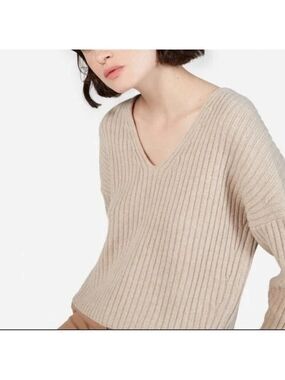 41 Hawthorn cashmere ribbed Vneck neutral beige soft classic sweater Large
